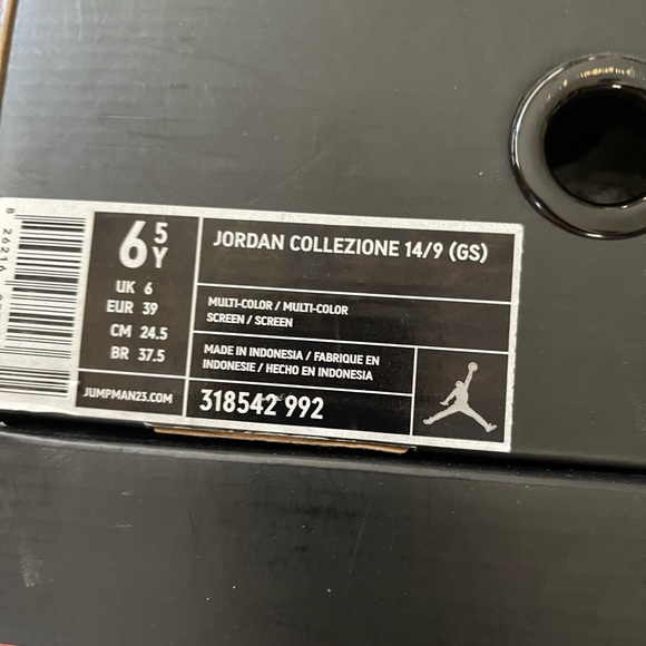 Air Jordan 12-part of the Jordan “Countdown” Package. Missing the 14s. 2008 - Picture 2 of 6